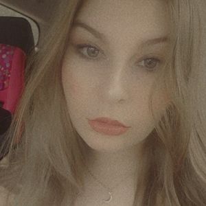 Meet your Posher, Hailey